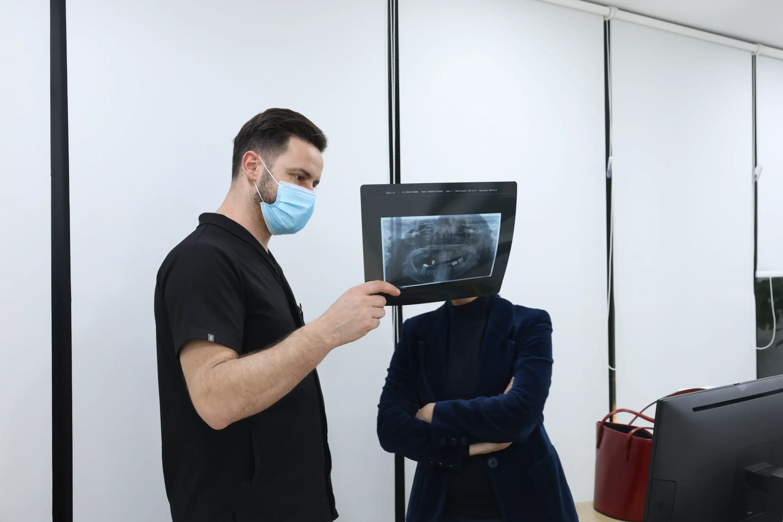 clinica dentale moderna a Tirana